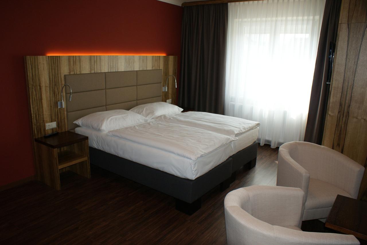 Hotel-Restaurant Schweinberger Stetten Ngoại thất bức ảnh