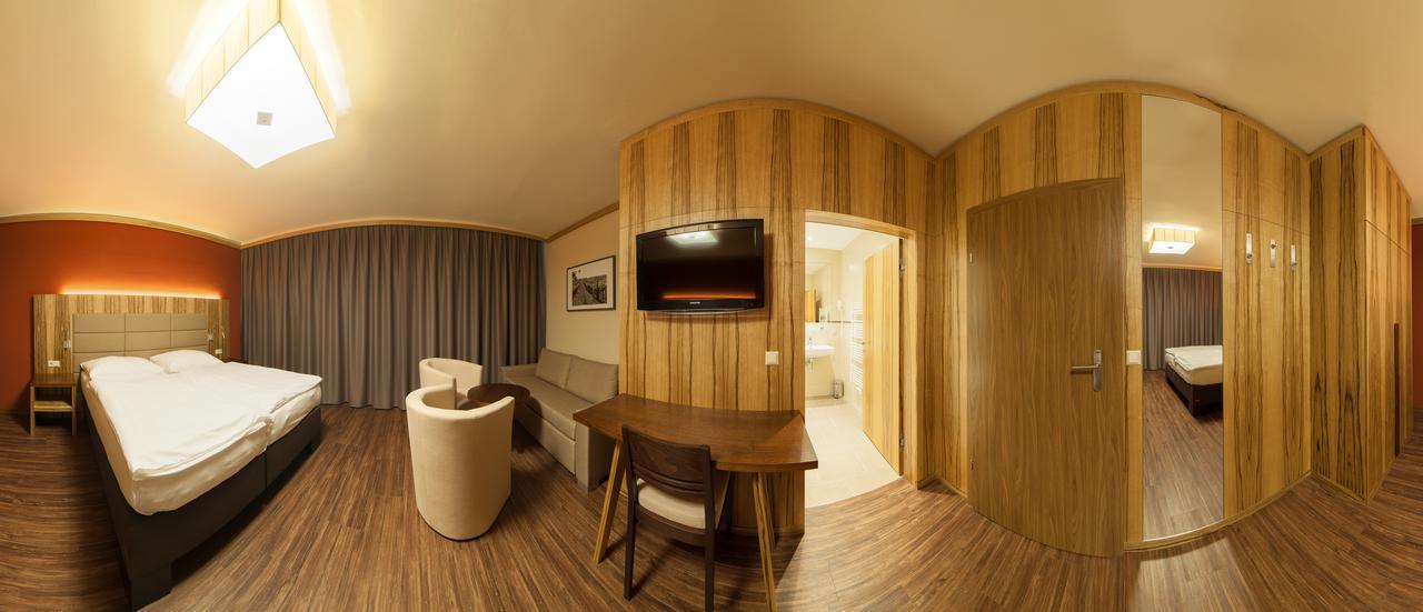 Hotel-Restaurant Schweinberger Stetten Ngoại thất bức ảnh